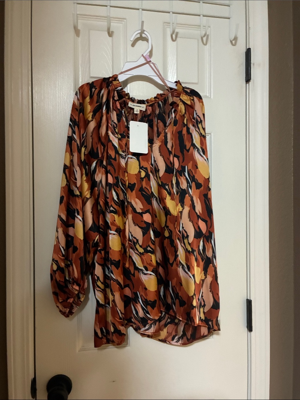 eesome Rust Multi Leaf-Print Long-Sleeve Peasant Blouse